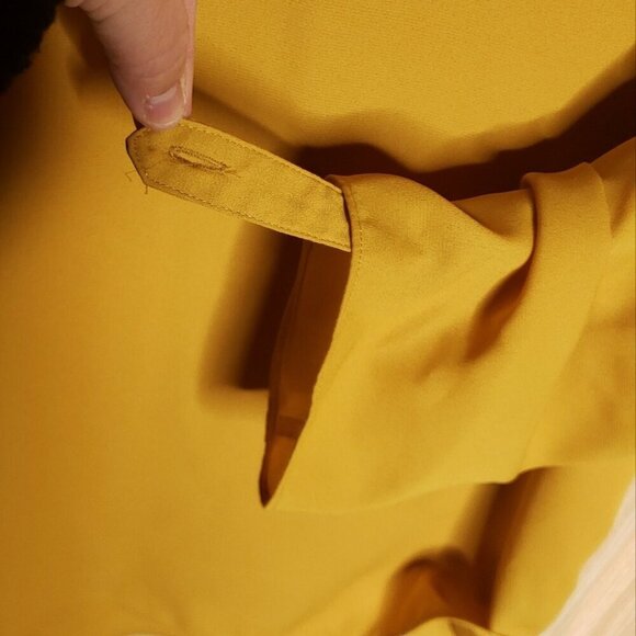 Zac & Rachel Womens Gold Long Sleeve Blouse Medium - Picture 3 of 7